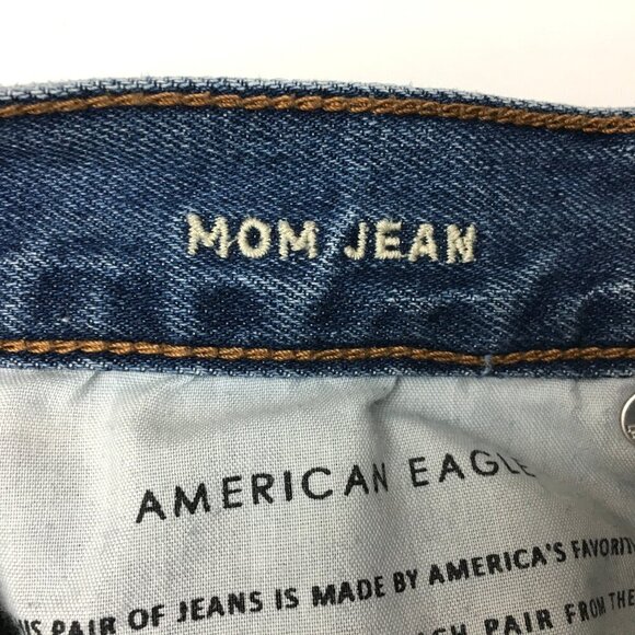 American Eagle Outfitters Mom Jeans Distressed Fray Hems Stretch size 4 - Picture 4 of 9